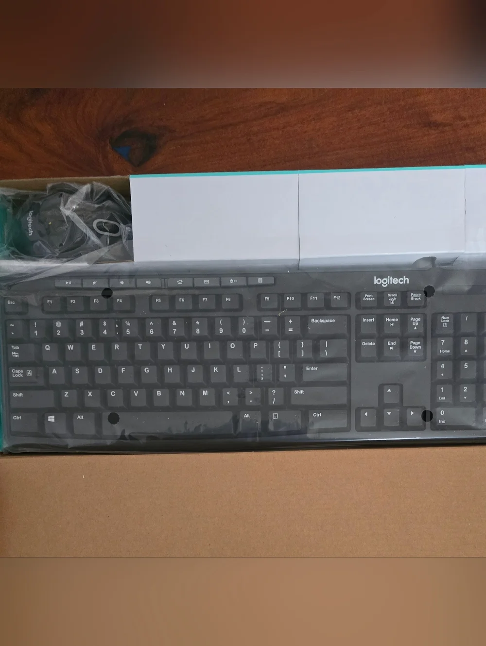 Logitech MK200 Wired Keyboard and Mouse Combo - Black